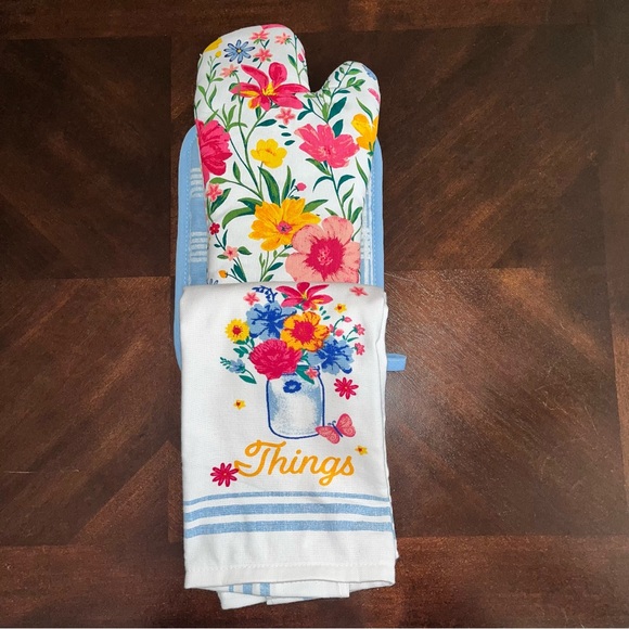 Pioneer Woman
Flowering Frontier
Kitchen Towel Oven Mitt
Pot Holder 3pc Gift NWT - Picture 4 of 5